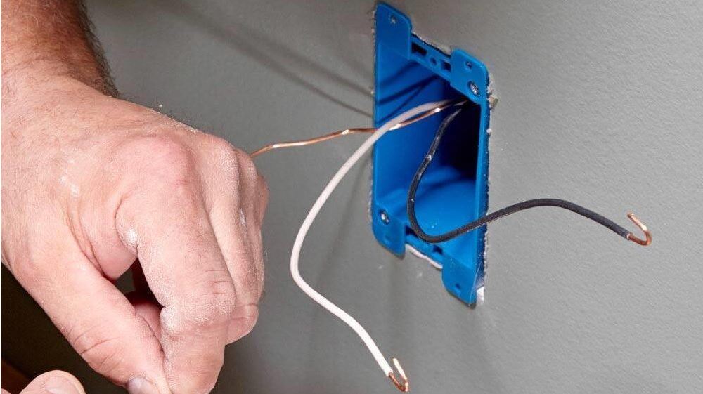  bialy-montaz-elektryczny